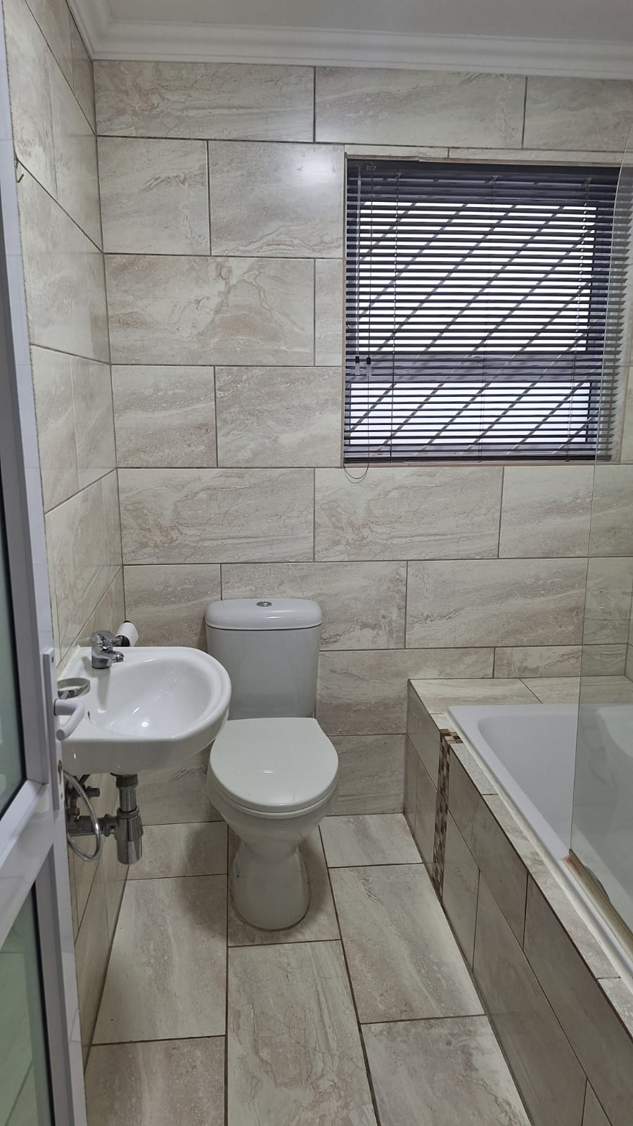 2 Bedroom Property for Sale in Admirals Park Western Cape